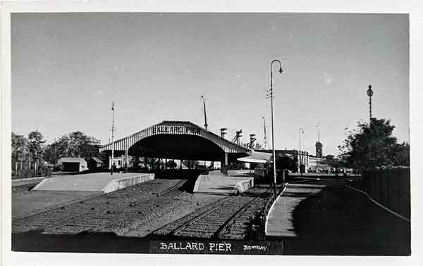 Ballard Pier Mole Railway Station, 1944 Postcard