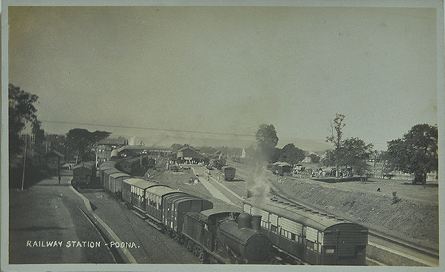 Vintage Two Postcards Railway Station Poona / Pune 1907