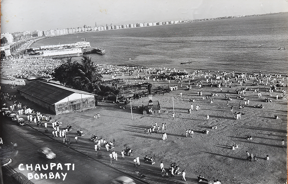 Chowpatty Beach & Marine Drive Mumbai, 1970