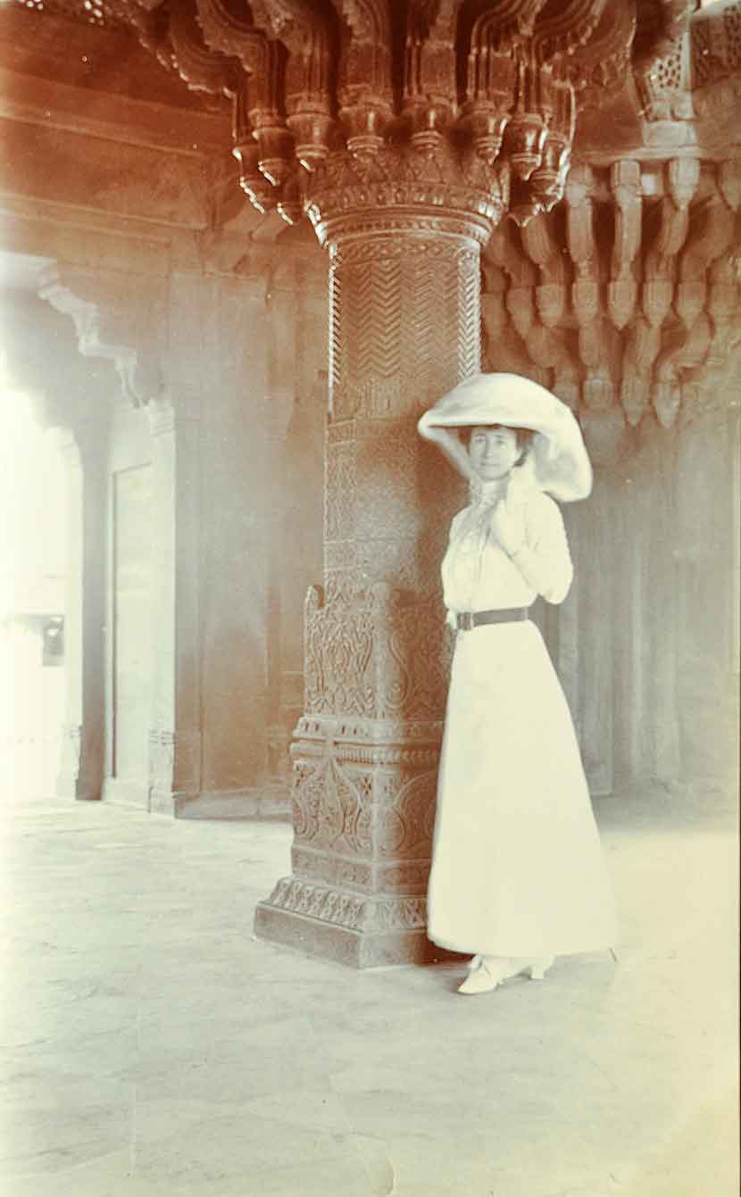akbar's court