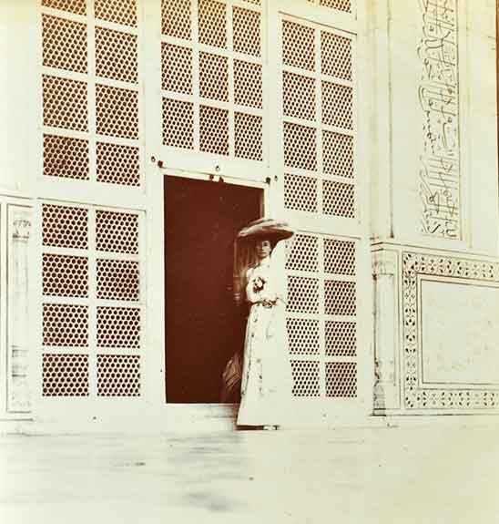Taj Mahal islamic calligraphy